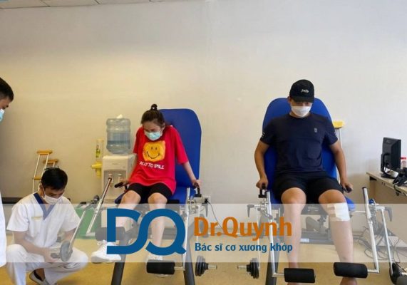 Nếu bạn hoặc người thân đang cân nhắc thay khớp háng, đừng ngần ngại liên hệ ngay CHUYÊN GIA, BÁC SĨ CKI LÊ VĂN QUỲNH để được tư vấn chính xác, tận tâm và phù hợp với điều kiện tài chính.