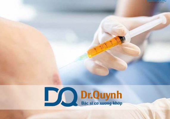 Tiêm huyết tương giàu tiểu cầu có đau không? Với sự hỗ trợ của kỹ thuật siêu âm và tay nghề cao của CHUYÊN GIA, BÁC SĨ CKI LÊ VĂN QUỲNH, thủ thuật này trở nên an toàn, hiệu quả, và ít khó chịu nhất cho bệnh nhân.