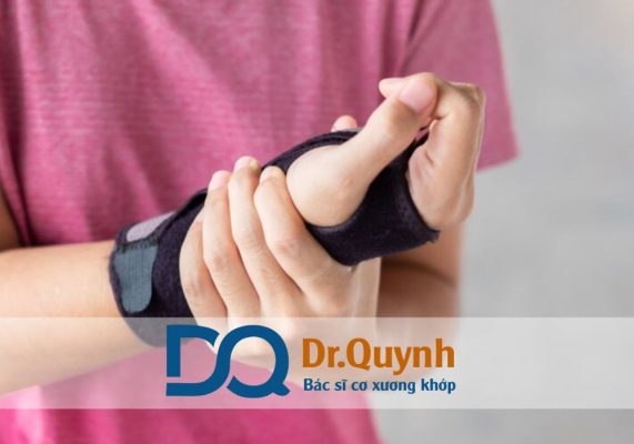 Chi phí mổ nội soi hội chứng ống cổ tay Chi phí mổ nội soi hội chứng ống cổ tay luôn là mối quan tâm hàng đầu của nhiều bệnh nhân khi được bác sĩ chỉ định phẫu thuật.