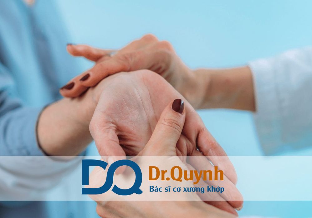 đặc biệt nên tham khảo ý kiến từ CHUYÊN GIA, BÁC SĨ CKI LÊ VĂN QUỲNH – người có nhiều kinh nghiệm trong điều trị các bệnh lý cơ xương khớp, thần kinh ngoại biên.