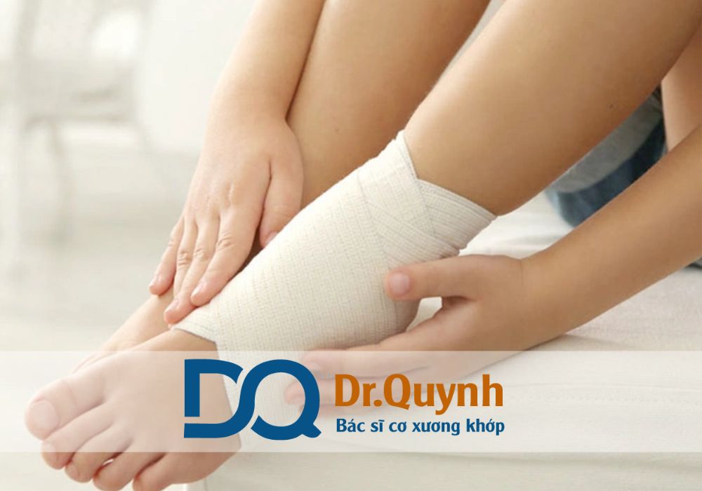 CHUYÊN GIA, BÁC SĨ CKI LÊ VĂN QUỲNH – một bác sĩ nổi tiếng trong lĩnh vực chấn thương chỉnh hình tại TP.HCM.