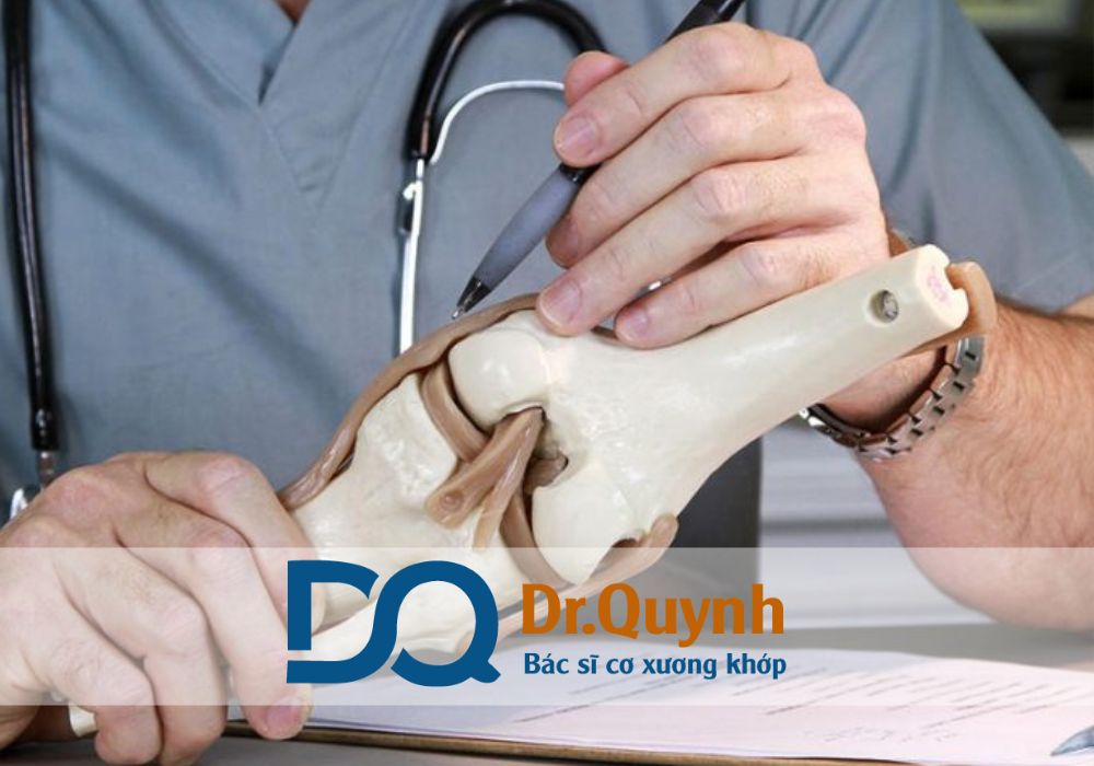 Nếu bạn đang tìm bác sĩ xương khớp giỏi ở TPHCM, hãy cân nhắc liên hệ BS Lê Văn Quỳnh để được tư vấn và hỗ trợ tốt nhất.