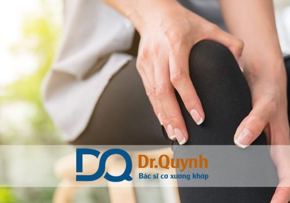 Tiêm chất nhờn khớp gối có đau không? Để yên tâm nhất, bạn nên đến thăm khám tại phòng khám của CHUYÊN GIA, BÁC SĨ CKI LÊ VĂN QUỲNH tại Quận 7, TP.HCM để được tư vấn và điều trị trực tiếp.
